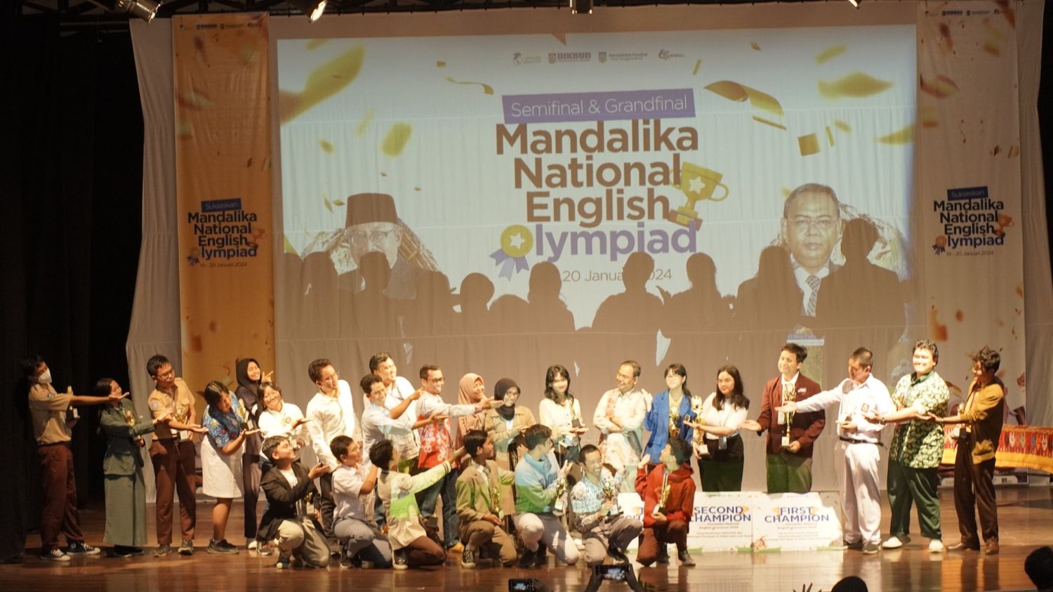 National English Olympiad: SMAK Kesuma Mataram Excels in Olympiad and Debate