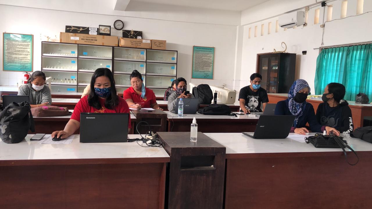 SMAK Kesuma mataram Siap menghadapi Pandemi Covid-19 dengan menerapkan digitalisasi pendidikan(Kelas Virtual)