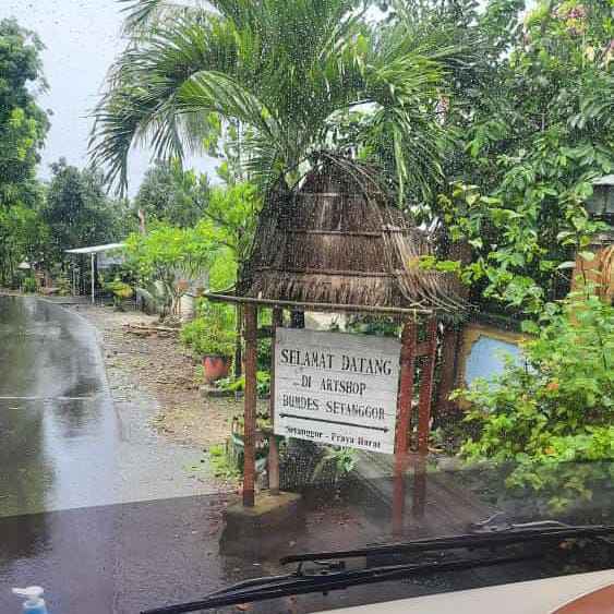 PROJEK TEMA 2 MENDESAIN PEMASARAN PRODUK LOKAL DENGAN E-COMMERCE