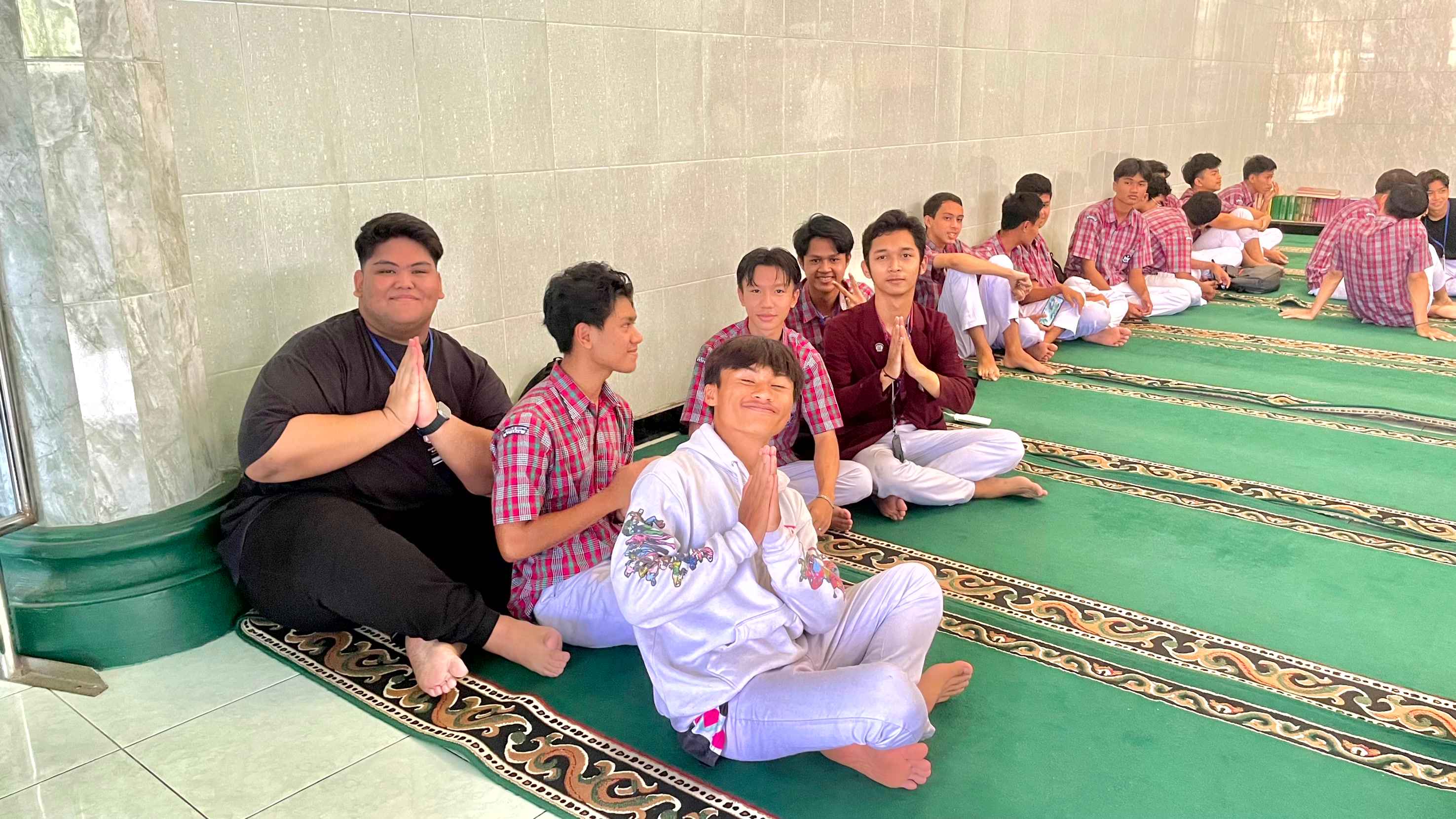 SMAK Kesuma Mataram Ikut Merayakan Maulid Nabi Muhammad SAW 2023