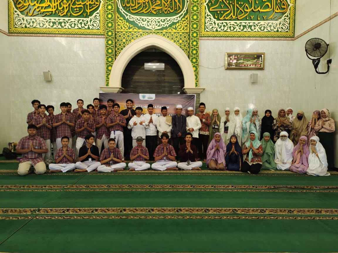 SMAK Kesuma Mataram Ikut Merayakan Maulid Nabi Muhammad SAW 2023