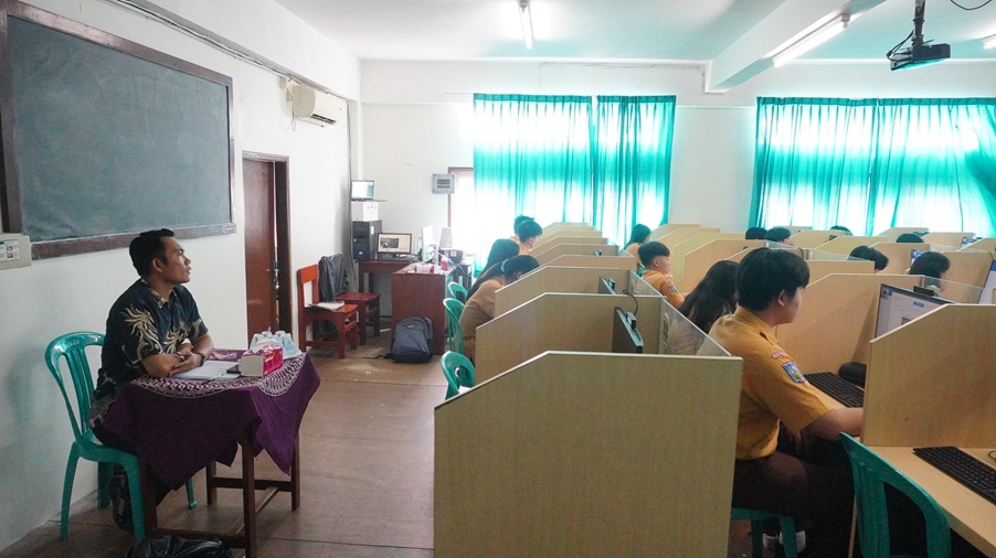 OSN-K 2026 SMAK Kesuma Mataram Berjalan Lancar dan Tertib